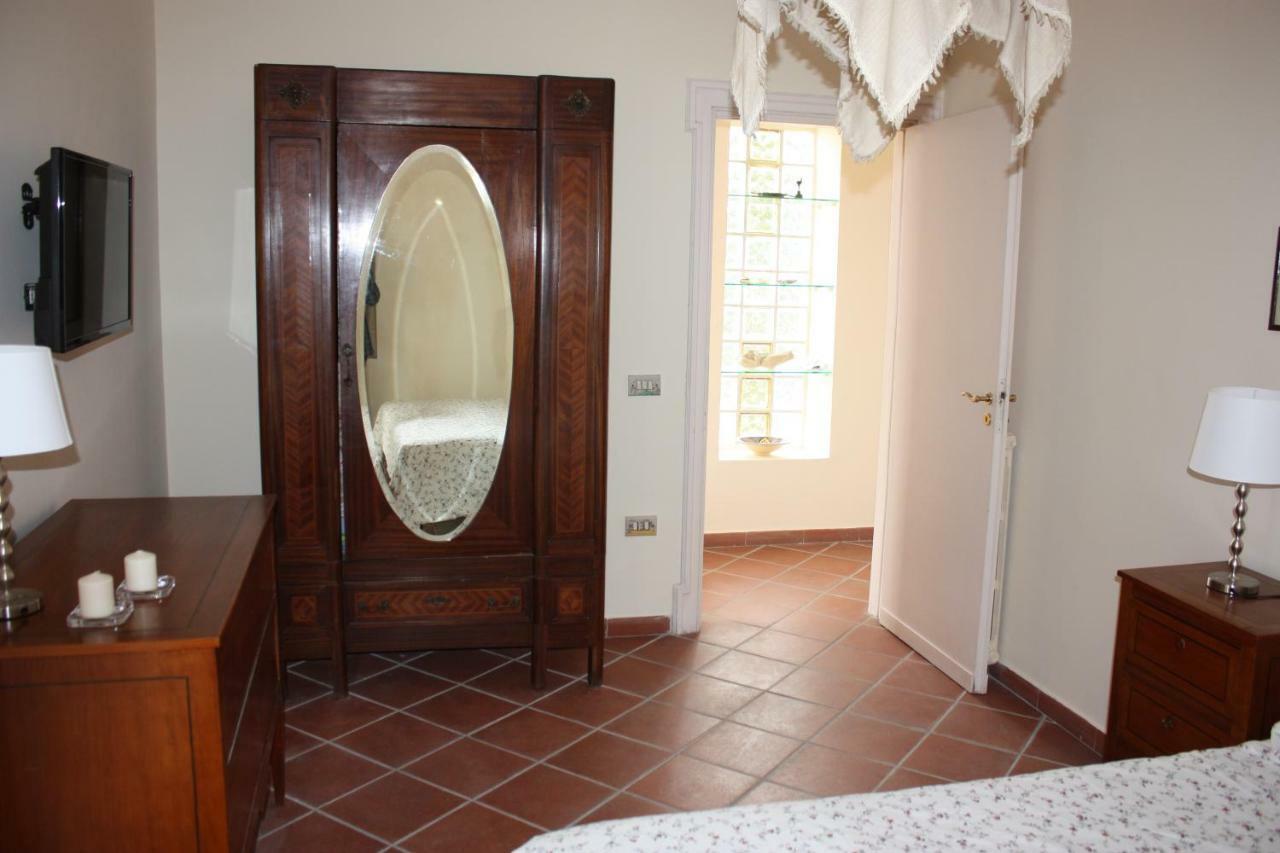 B&B La Marchesa SantʼAnastasia Exterior foto